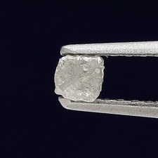 TINY UNCUT CUBE DIAMOND