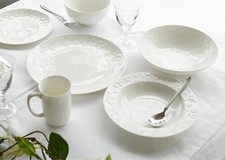 Wedgwood Wild Strawberry White