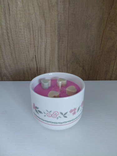 Strawberry soy wax candle - wax,