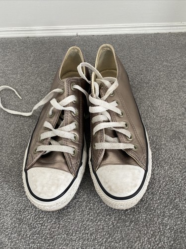 Metallic gold converse - metallic,