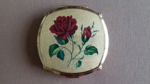 Vintage stratton powder - stratton,