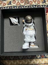 Aki x solid toys Rover