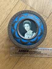 Vintage Silver Jubilee Large Sweet  Tin, Queen Elizabeth HRH, Confectionary 1977