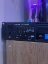 Tascam CD-200SB CD & USB