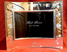 Curved Mirrored Photo Frame 6