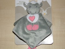 Cartoon Club lamb comforter