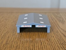 1:400 - Private aircraft hangar 