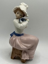 NAO BY LLADRO SPAIN FIGURINE