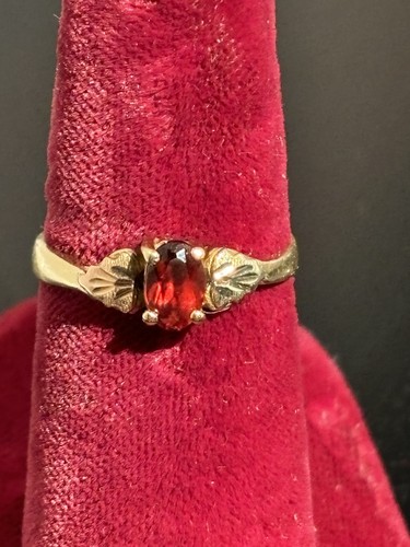 10k black hills gold red - 10k,