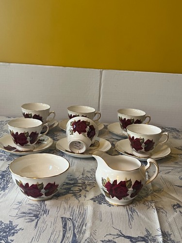 Royal vale red rose - rose, set