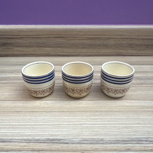 Egg cups vintage blue - vintage.,