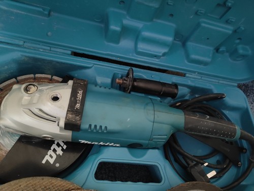 Makita ga9020 angle grinder - makita,