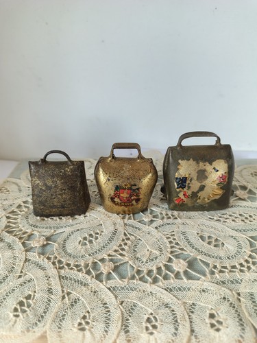Vintage brass metal - 3, cow