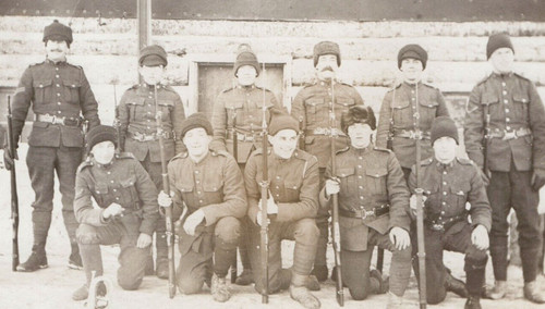 Soldiers uniform group - soldiers,