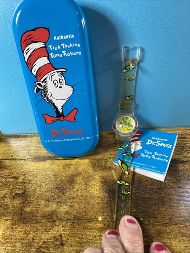 Seuss green eggs and ham - green,