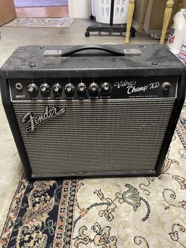 Fender vibro champ - fender,