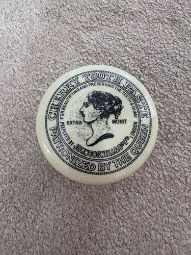 Titanic official artefact