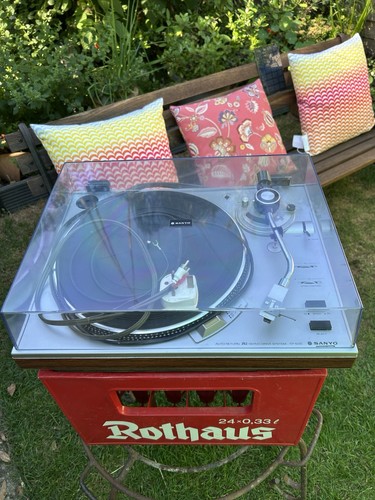 Sanyo turntable 1010 - ,
