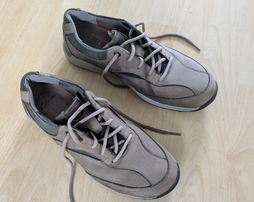 Clarks men beige leather - men's,