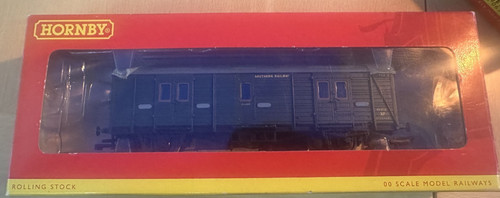 Hornby r4339a green - hornby,