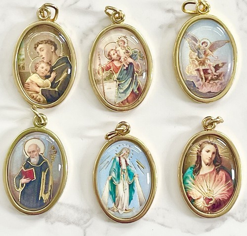 Saints medals with enamelled - saints,