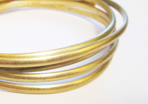 2mm half round - half, brass