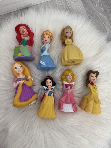 Disney princesses figurines - disney,
