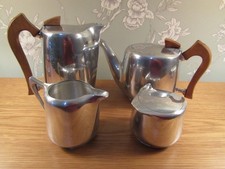 PICQUOT WARE  FOUR PIECE