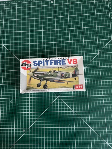 Airfix supermarine spitfire - -,