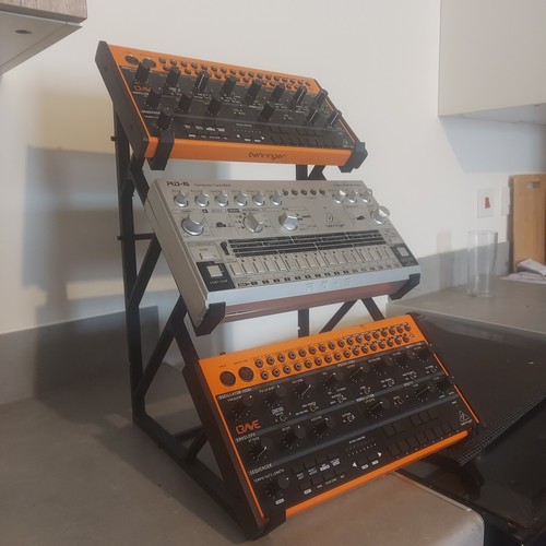 Tier desktop synth - tier,