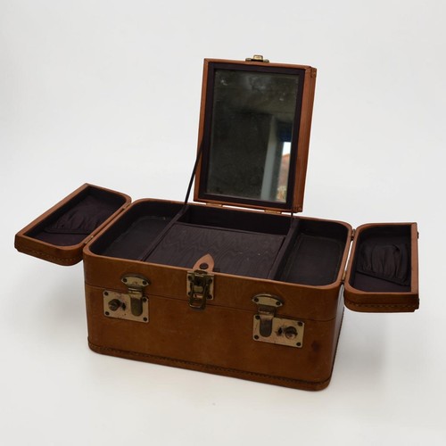 Vintage kam lung travel vanity - kam,