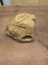 Exo Terra Medium Gecko Cave - Used