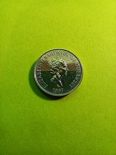 Silver proof coin - proof, £1