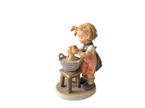 Hummel figurine 319 doll - figurine,