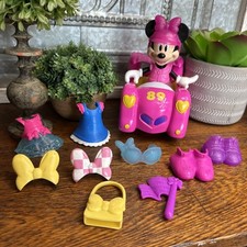 Disney Minnie Mouse roadster