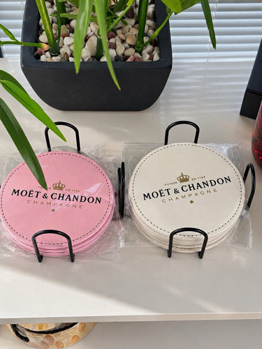 Moët chandon champagne - moët,