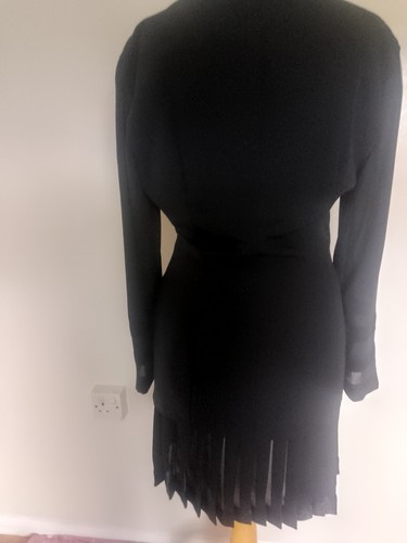 Second hand clothing - second,
