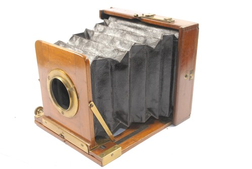 Pretty mahogany brass field - pretty,