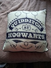 Harry Potter 17" Square Navy/Cream Cushion