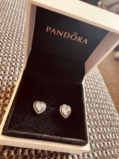 Pandora Sparkling Love Heart