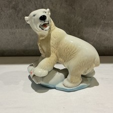 Wade Porcelain Blow Up Polar Bear with Fish on Glacier