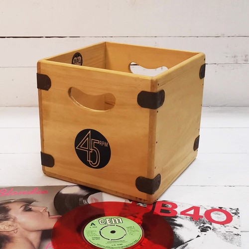 Rpm record box singles - 45,