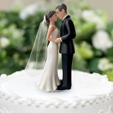 Elegant Bride & Groom Cake