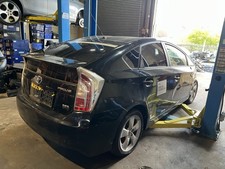 BREAKING TOYOTA PRIUS MK3 1.8