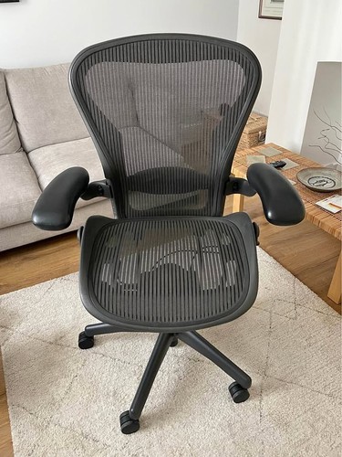 Herman miller aeron - miller,