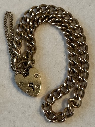 9ct gold curb - gold, with