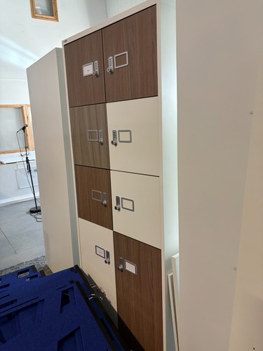 Used lockers contrast - used,