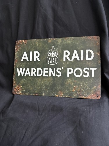 Air raid wardens post - raid,