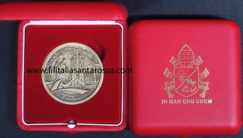 Pope leo xiv medal - pope,