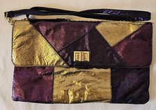 Multicoloured women's hand